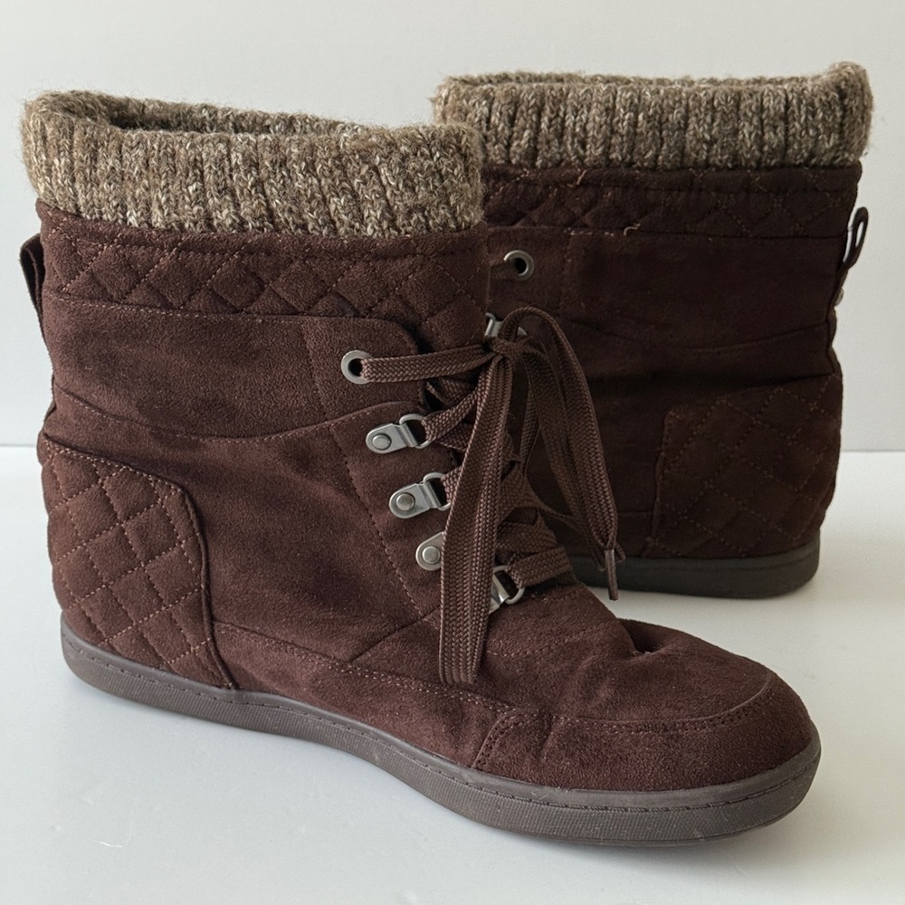 G by GUESS Women's Brown Lace Up Ankle Boots Size 10M - Picture 2 of 12